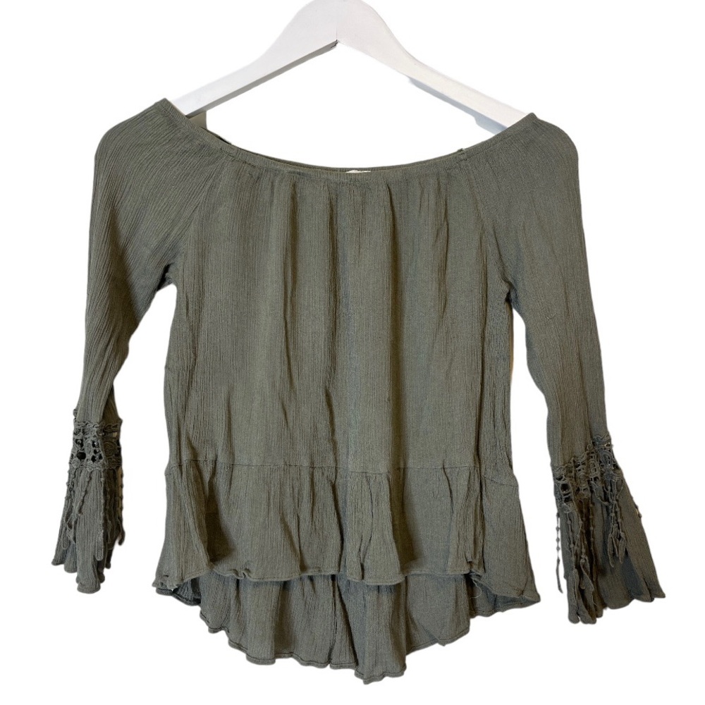 SANS SOUCHI Nordstrom Off Shoulder Boho Blouse With Tassle Detail Sage Green M